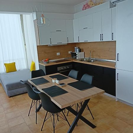 Apartman Dagmar Durrës 外观 照片